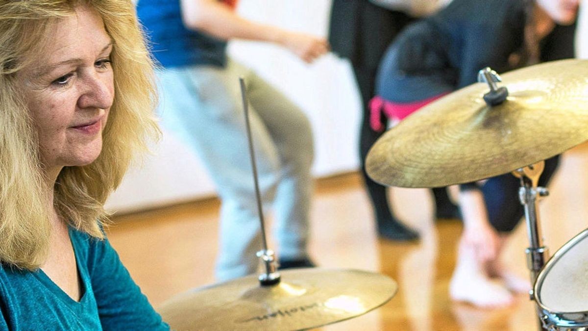 Professorin Marianne Steffen-Wittek beim Unterricht an der Musikhochschule. Foto: