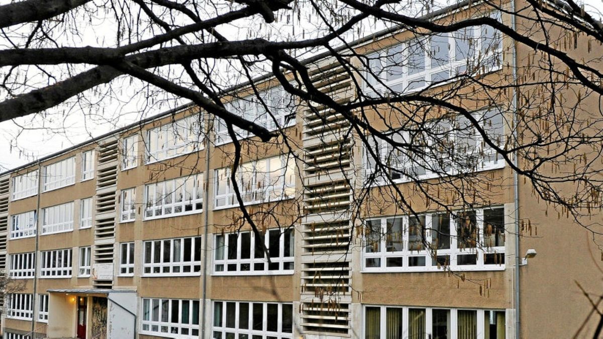 Die John-F.-Kennedy-Schule am Rabenhügel platzt aus allen Nähten.