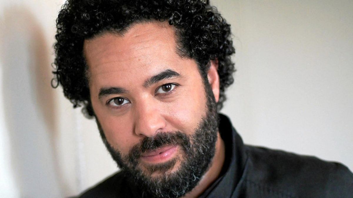 Tickets für das Erfurt-Konzert von Adel Tawil am Samstag erhalten Sie in allen Pressehäusern und bei den Service-Partnern sowie unter Tel. 0361-227 5227 oder www.ticketshop-thueringen.de.