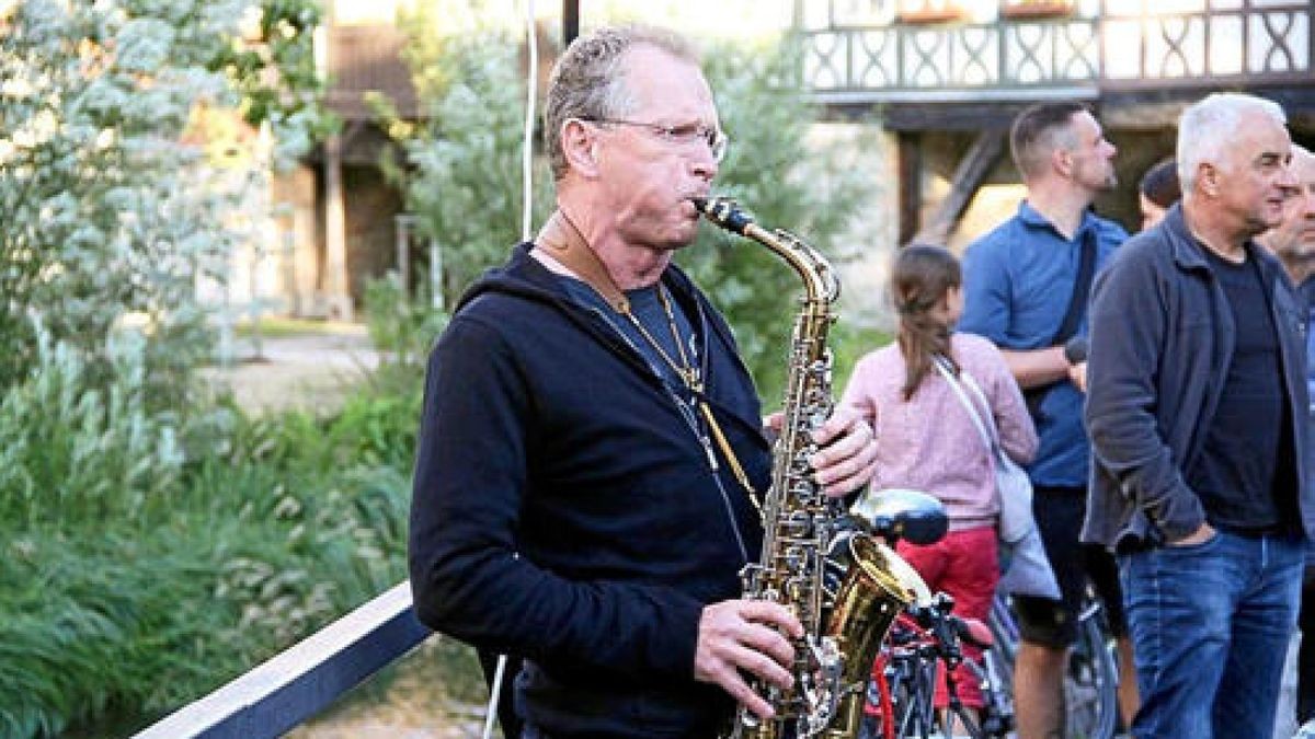 Die Fete de la Musique zog am Donnerstag tausende Besucher in die Erfurter Innenstadt. Foto: Norman Börner