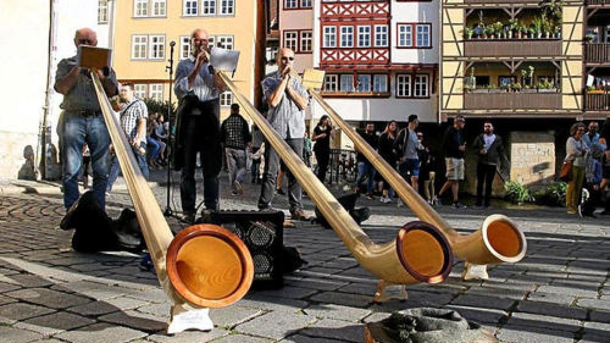 Die Fete de la Musique zog am Donnerstag tausende Besucher in die Erfurter Innenstadt. Foto: Norman Börner