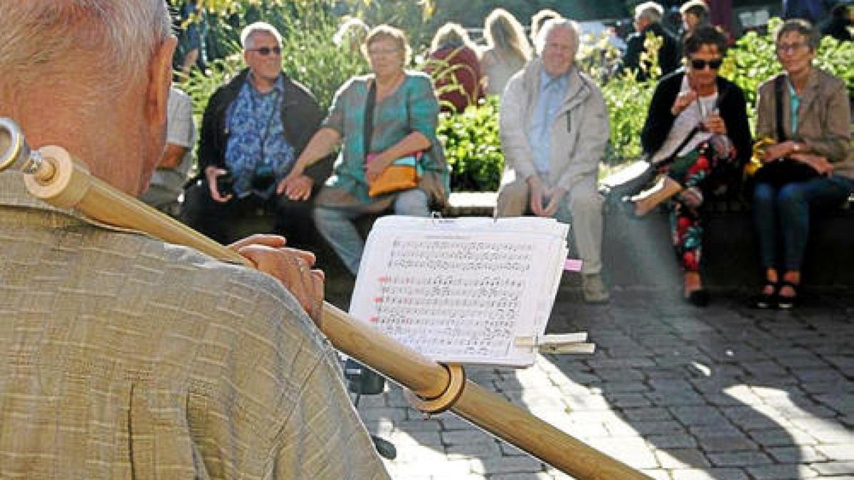 Die Fete de la Musique zog am Donnerstag tausende Besucher in die Erfurter Innenstadt. Foto: Norman Börner