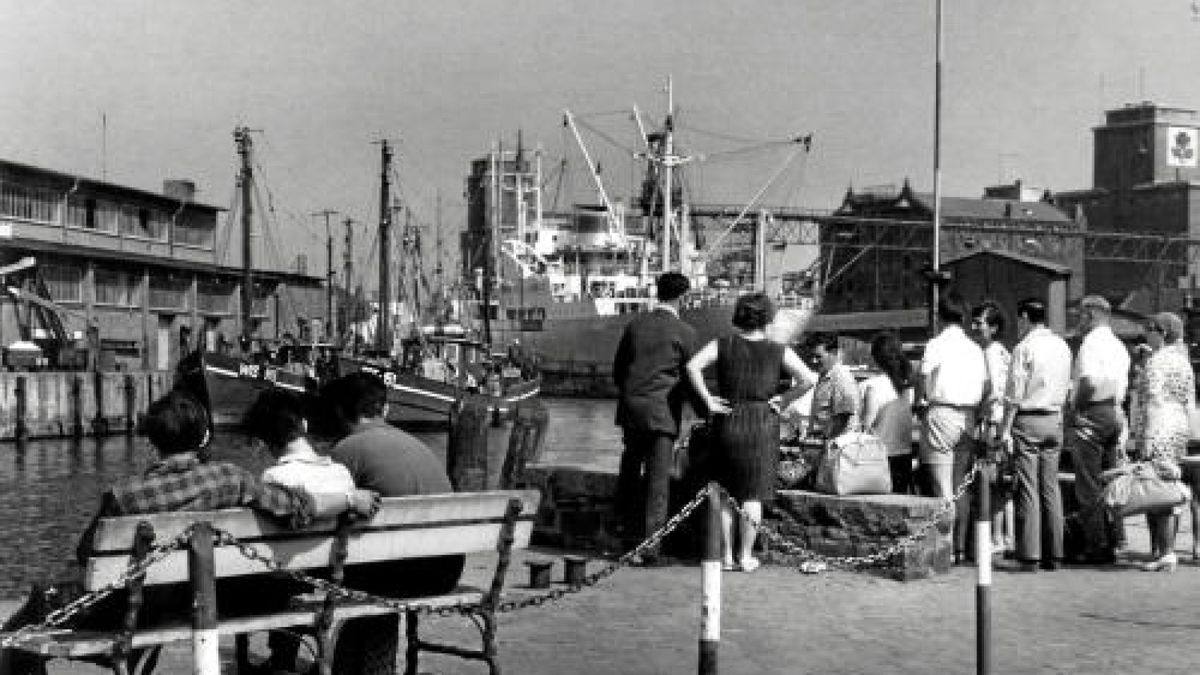 Urlaub in der DDR Auf dem Brocken, am Stausee, im FDGBFerienheim