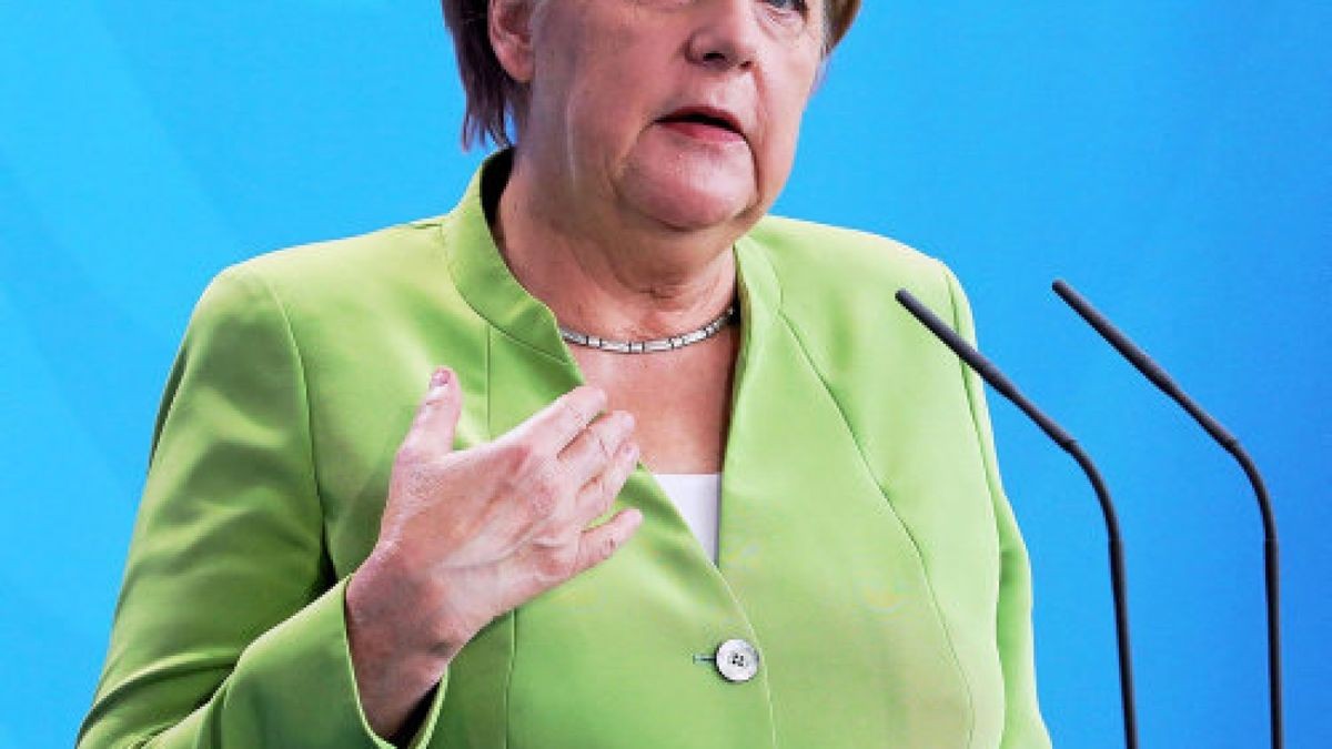 13.08.2018, Berlin: Bundeskanzlerin Angela Merkel (CDU) spricht während einer gemeinsamen Pressekonferenz mit dem Vorsitzenden des Ministerrats von Bosnien und Herzegowina. Foto: Wolfgang Kumm/dpa +++ dpa-Bildfunk +++Foto: Wolfgang Kumm