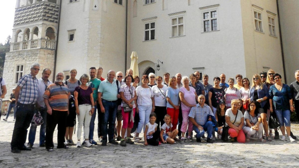 Die 25-köpfige Delegation aus Bad Berka besichtigte am Wochenende zusammen mit ihren Gastgebern aus der Partnerstadt Zabno auch das Schloss Pieskowa Skala im Krakauer Jura-Gebirge.