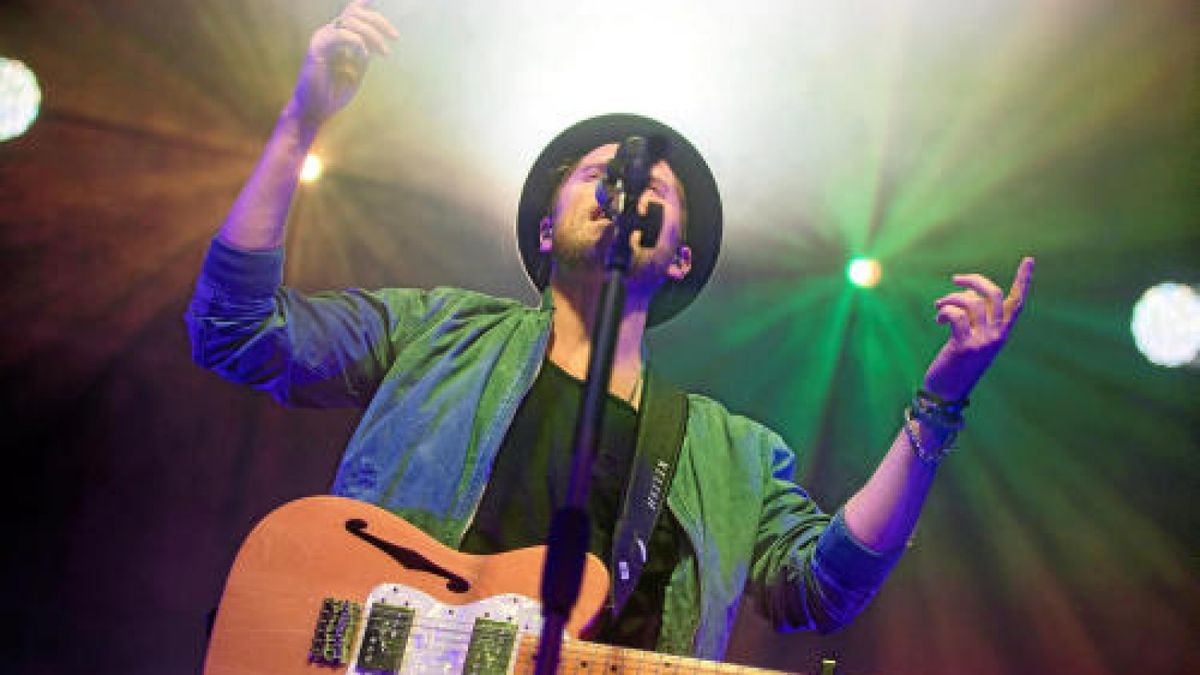 Johannes Oerding tritt am 28. Juli auf Schloss Heidecksburg in Rudolstadt auf. Foto: Michael Kremer