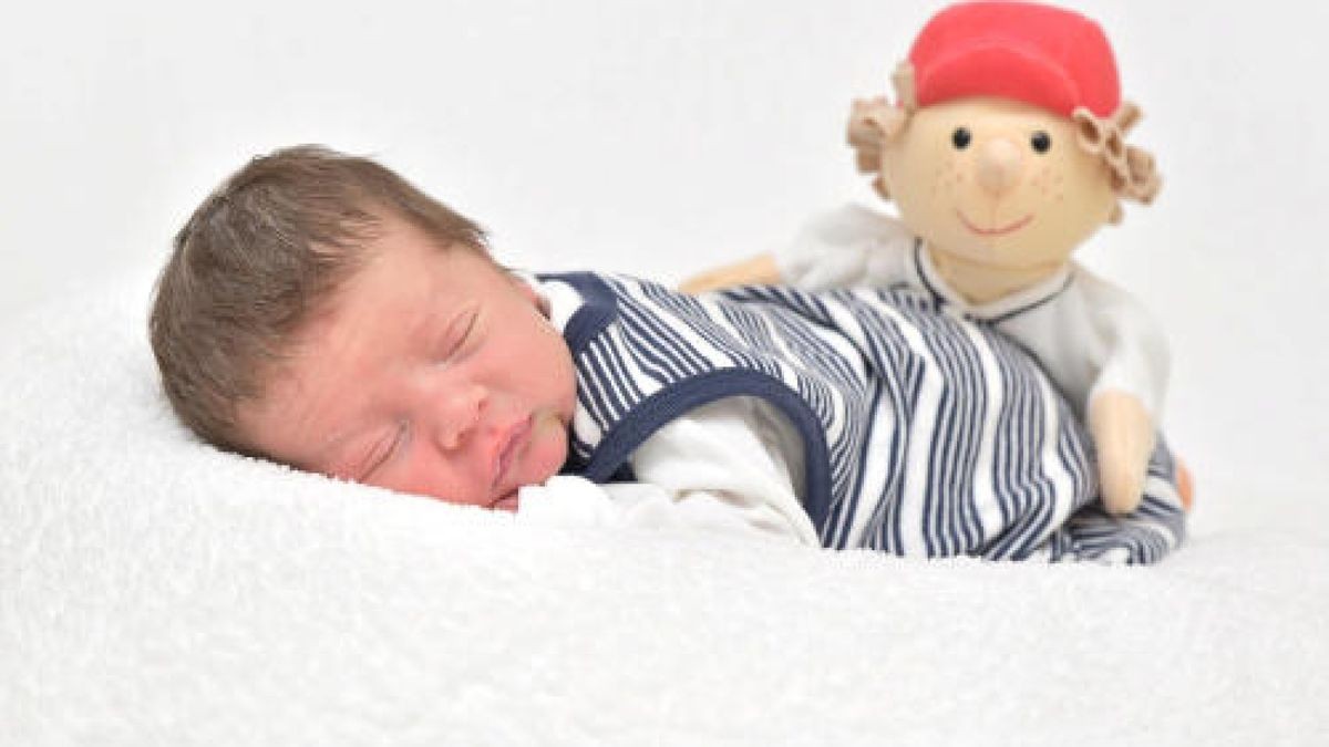 Malte Strutz wurde am 25. August um 7.11 Uhr geboren. Er wog 2980 g und war 50 cm groß. Seine Eltern Nancy und Sören Strutz aus Ilmenau sind sehr glücklich. Foto: First Moment Chemnitz