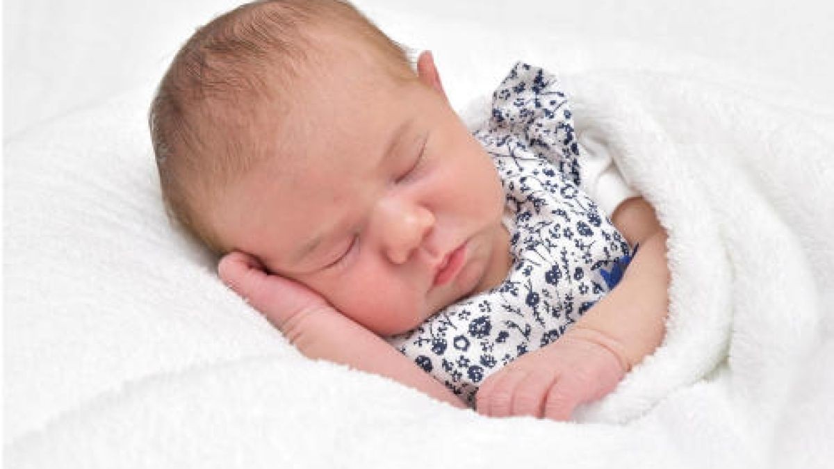 Hannah Marie Kohl kam am 16. August um 11.39 Uhr auf die Welt. Sie wog 3800 g und war 56 cm groß. Ihre Eltern Daniela Fuhrmann und Robér Kohl aus Amt Wachsenburg freuen sich sehr. Foto: First Moment Chemnitz