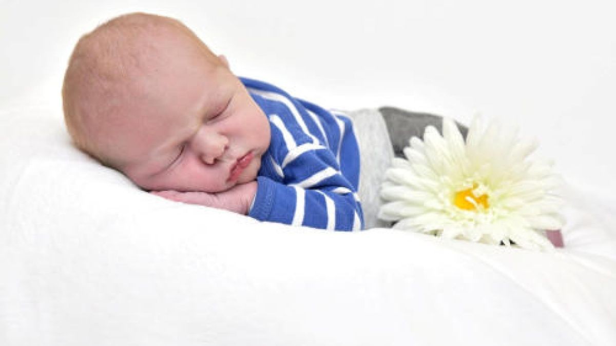 Moritz kam am 1. Juni um 16:22 Uhr auf die Welt. Er wog 3610 g und war 52 cm groß. Seine Eltern Maria und Steffen aus Stadtilm freuen sich sehr. Foto: First Moment Chemnitz