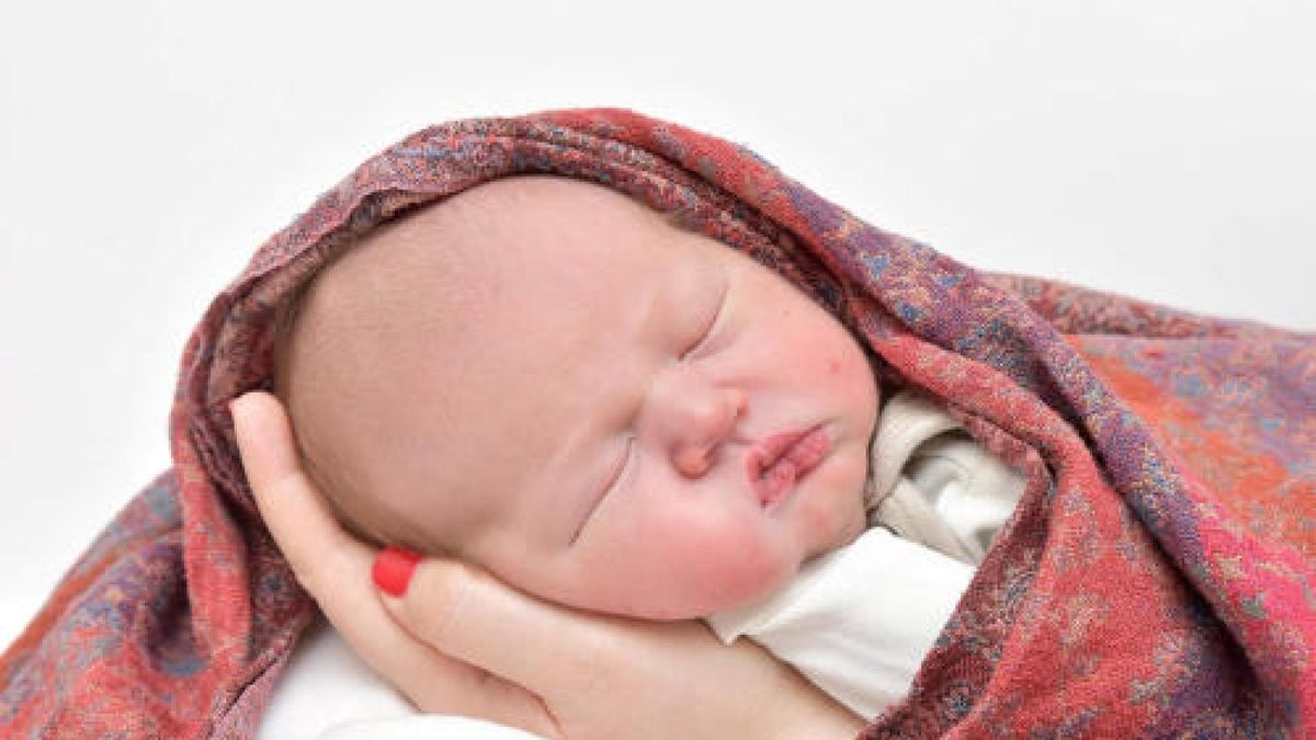 Leander Theodor Frasch aus Ilmenau kam am 16. März um 17:05 Uhr zur Welt. Er wog 4370 g und war 58 cm groß. Seine Eltern Madeleine und Jörn Frasch freuen sich sehr.