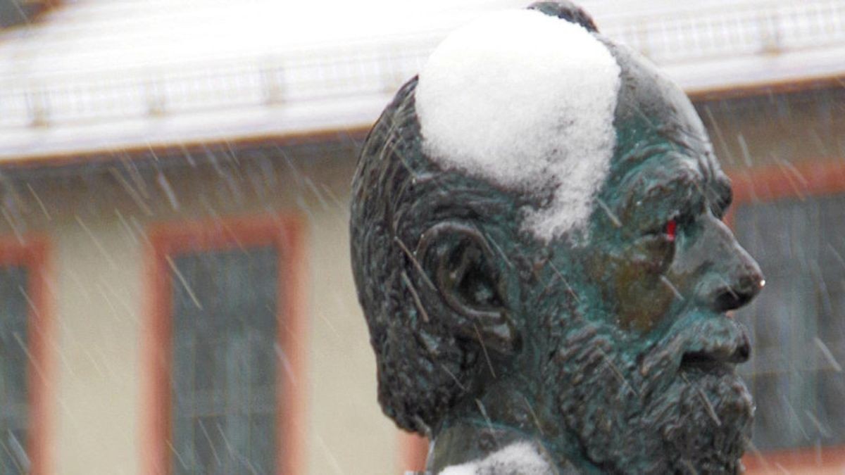 Auf einmal wird sogar Carl Zeiß ganz weiß