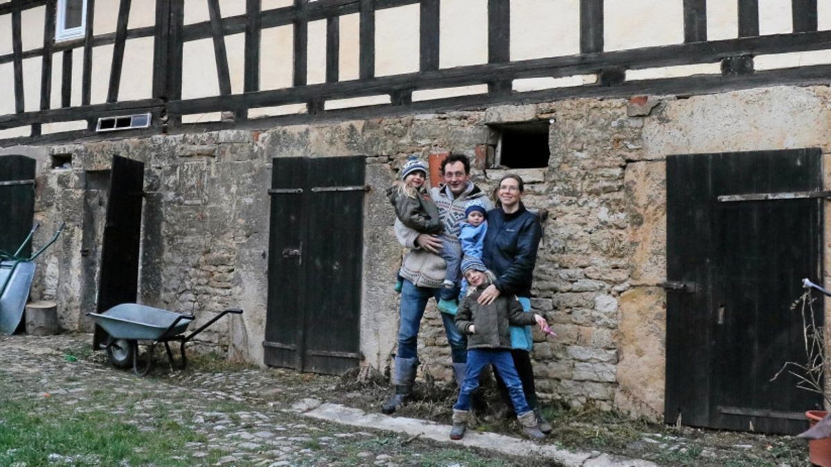 Launewitz: Begegnung unter alten Apfelbäumen