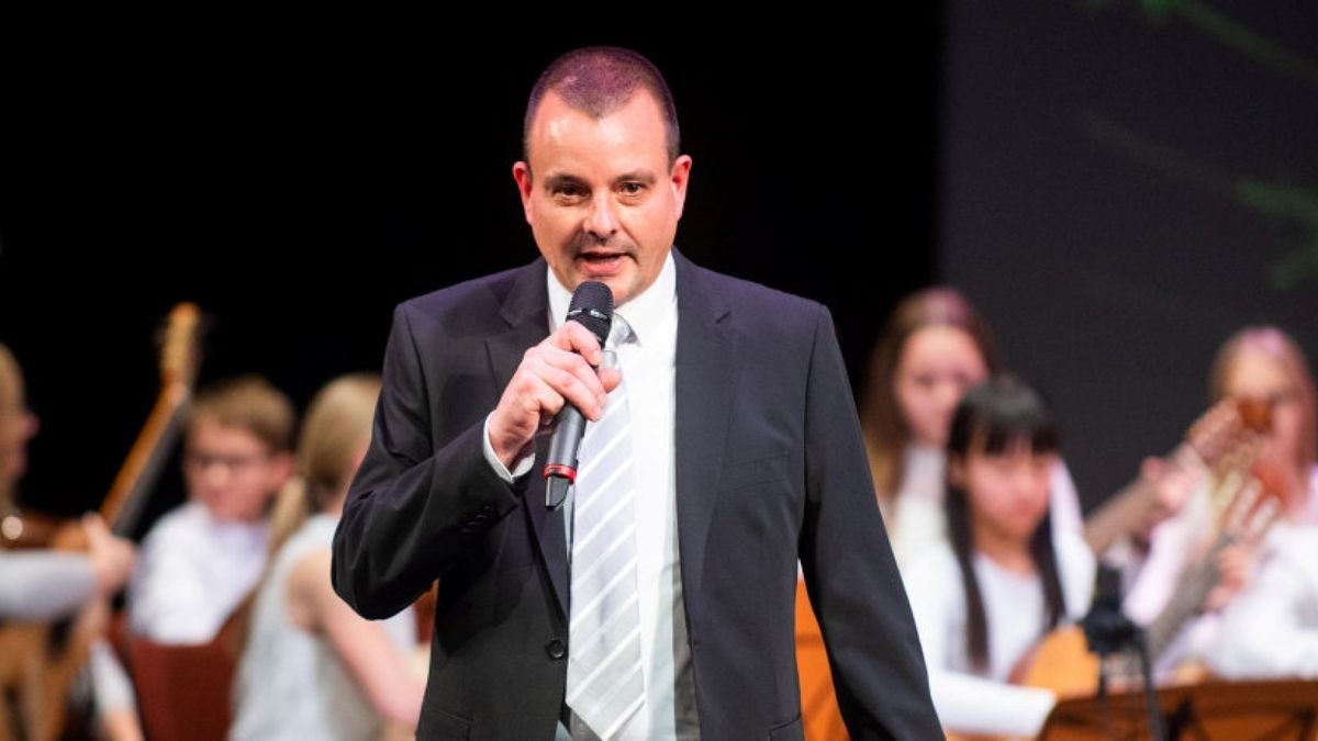 Nordhäuser Musikschuldirektor Holger Niebhagen weiß was seine Schüler beim Musikwettbewerb leisten werden.