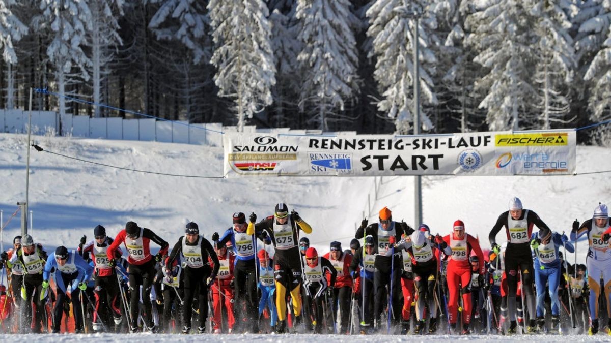 Starter aller Altersklassen haben sich zum Rennsteig-Ski-Lauf angemeldet. Archivfoto: Sascha Fromm