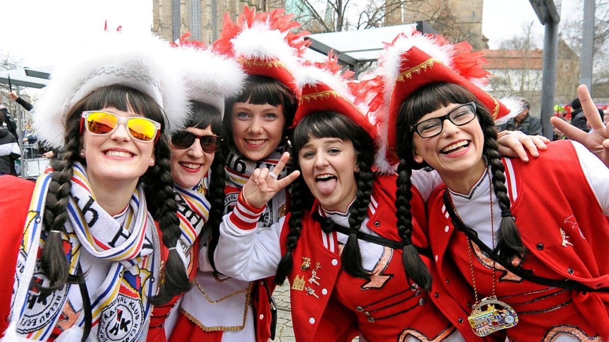 In vielen Thüringer Orten wird am Wochenende Karneval gefeiert. Einen Umzug gibt es in Erfurt in diesem Jahr allerdings nicht (Archivfoto). 