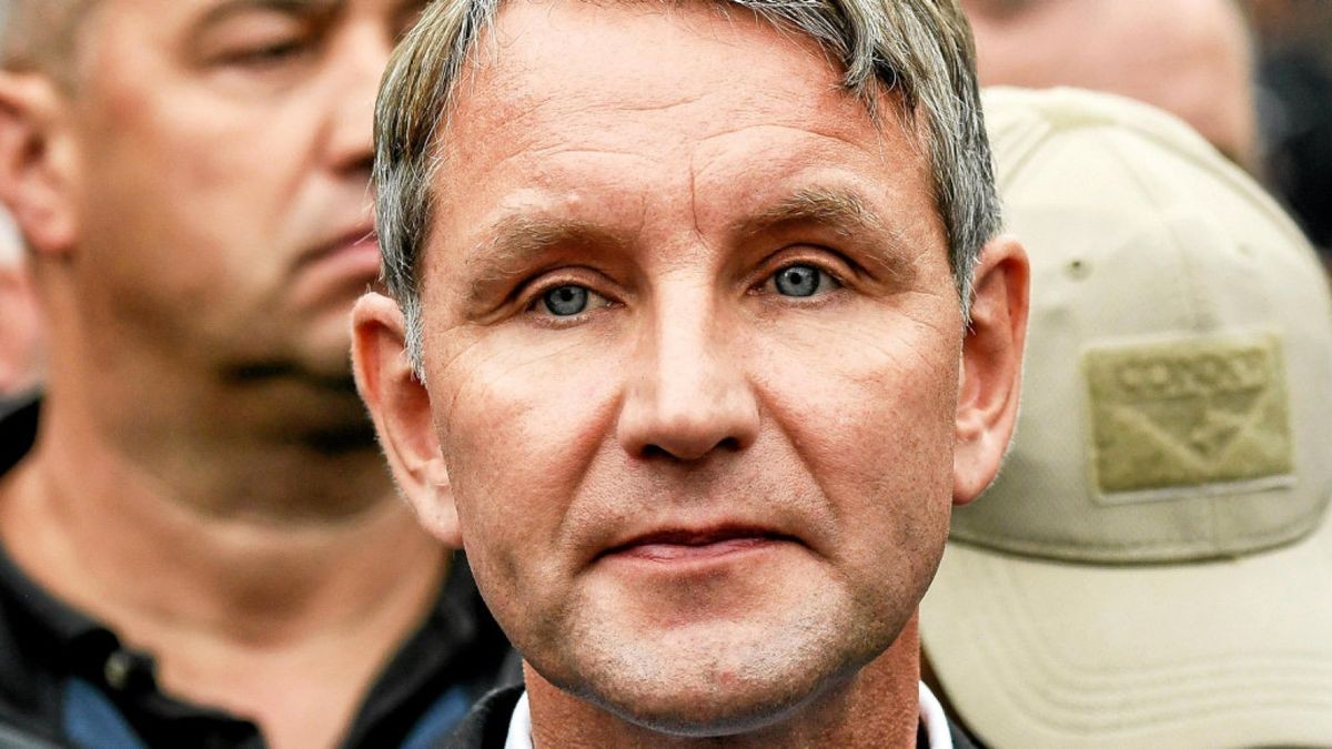 Thüringer AfD-Chef Björn Höcke beim sogenannten „Trauermarsch“ 2018 in Chemnitz. Archiv-