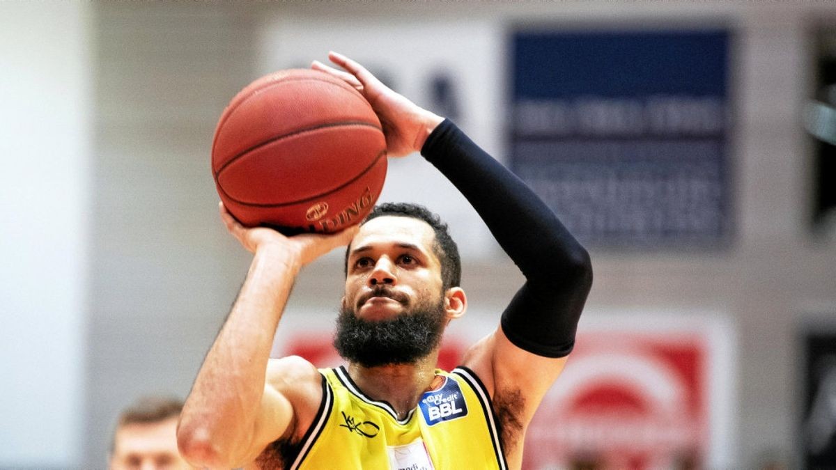 Kassius Robertson von Medi Bayreuth spielt am Sonnabend entfesselt auf.