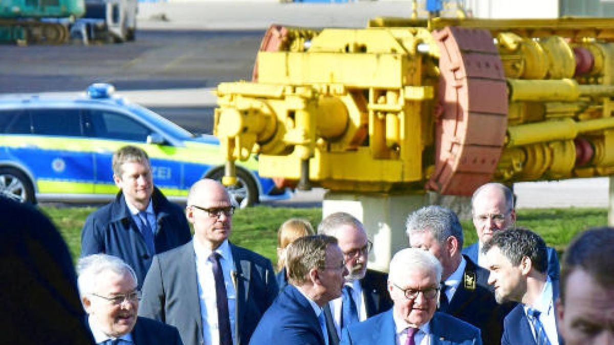 Steinmeier betonte, von abgehängten Regionen nicht reden zu wollen.  Dies klingt wie ein Urteil, als ob man die Dinge nicht verändern könnte. Foto: Peter Cott