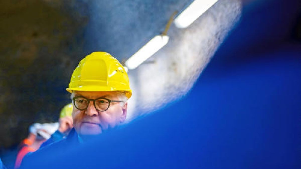 Auf seiner Tour durch Nordthüringen besuchte Bundespräsident Frank-Walter Steinmeier auch das Erlebnisbergwerk Sondershausen. Foto: Sascha Fromm