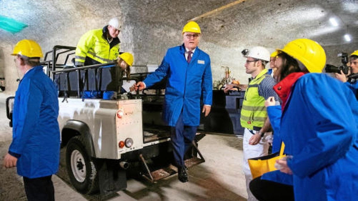 Auf seiner Tour durch Nordthüringen besuchte Bundespräsident Frank-Walter Steinmeier auch das Erlebnisbergwerk Sondershausen. Foto: Sascha Fromm