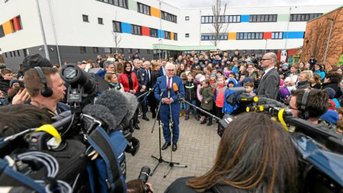 Auch die Gemeinschaftsschule in Greußen besuchte der Bundespräsident. Foto: Dirk Bernkopf