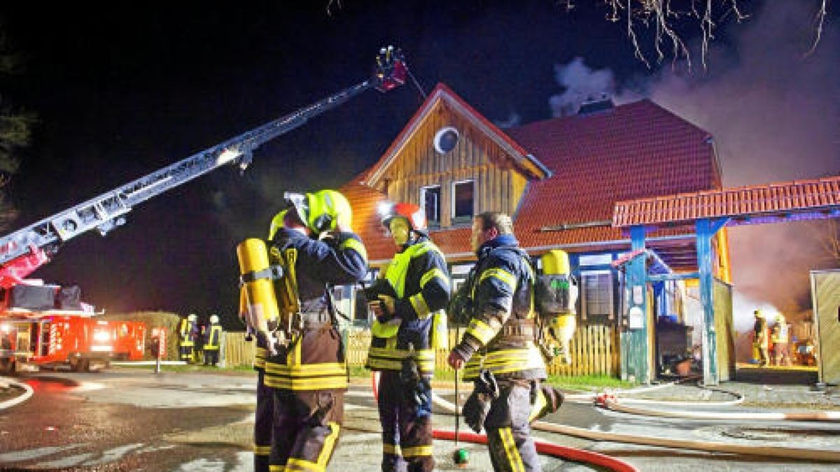 Brand in Obermehler - weitere Bilder vom Feuerwehreinsatz.