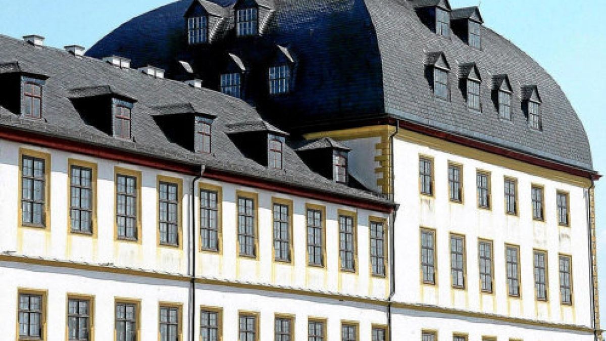 Blick auf den Ostturm von Schloss Friedenstein in Gotha. Die Anlage wurde zwischen 1643 und 1654 im Auftrag von Ernst dem Frommen errichtet. Foto: Conny Möller