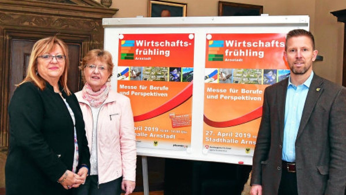 Martina Lang, Beatrice Ströhl  und Jörg Neumann (von links) informierten über die 10. Auflage des Wirtschaftsfrühlings Arnstadt.Foto: Hans-Peter Stadermann