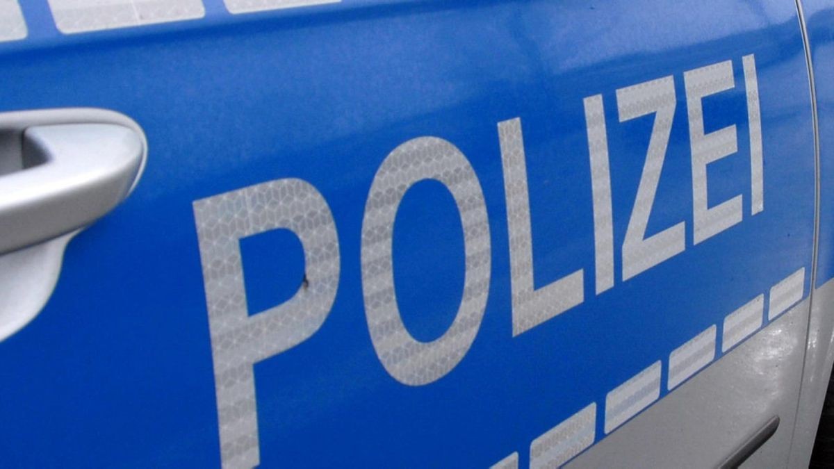 Die Polizei ermittelt derzeit, wie es zu dem Unfall kam. Symbol-