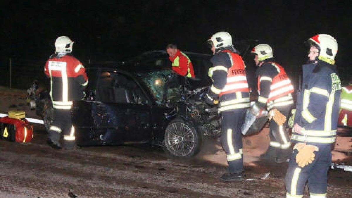 Auf der A71 hat es am Sonntagabend zwischen Sömmerda und Erfurt einen tödlichen Unfall gegeben. Mehrere Personen wurden verletzt. Foto: Matthias Gränzdörfer