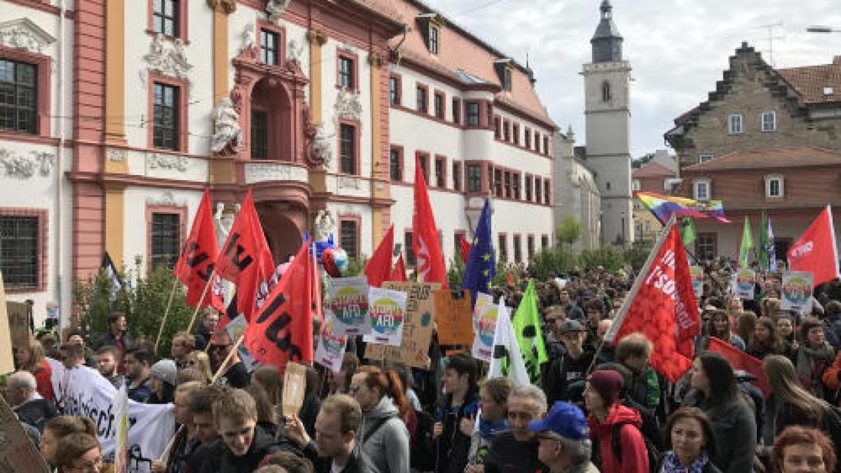 Mehr als tausend Teilnehmer sind dem Aufruf von DGB und dem Bündnis 