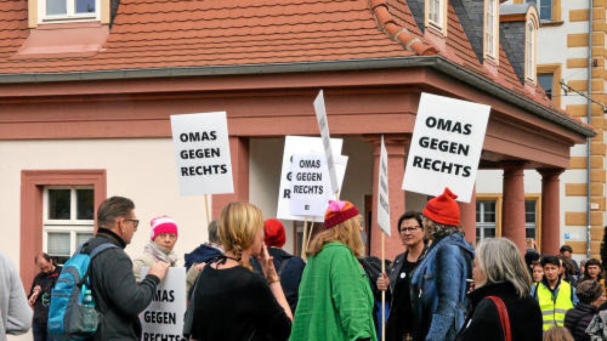 Mai-Demonstration in Erfurt.