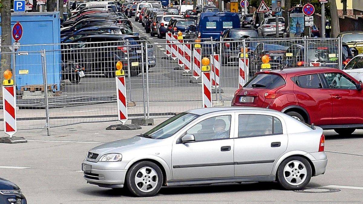 Das ist erst der Anfang: Die Fernwärme-Baustelle vom Gutenbergplatz wandert in diesem Jahr bis zum Lauentor.