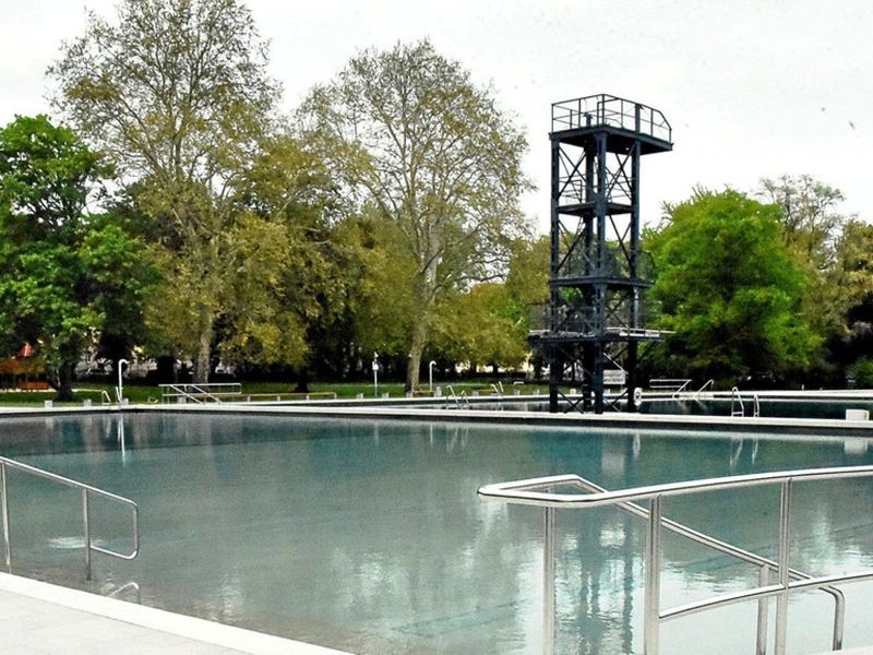 Schwanseebad Weimar Der Erfolg hat viele Väter