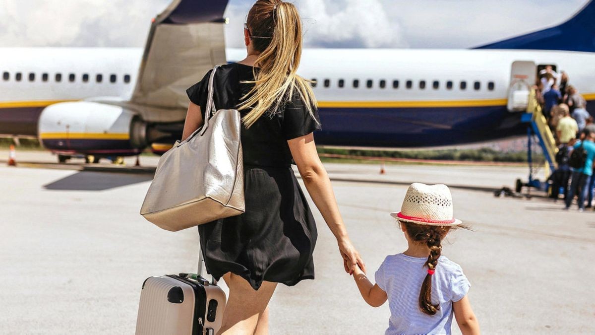 Mal schnell übers Wochenende nach Mallorca, Rom oder Barcelona? Fliegen könnte deutlich teurer werden. Symbol-