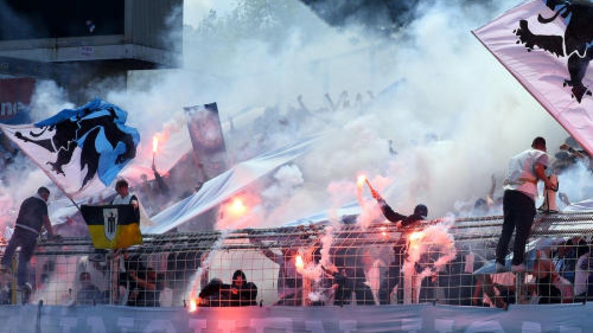 Pyro im Block von 1860 München