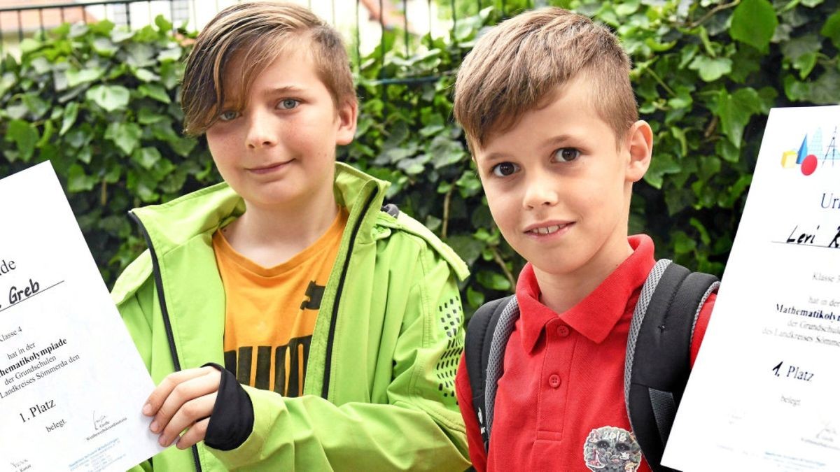 Der Viertklässler Fabian Greb und Levi Rohrig aus der 3. Klasse