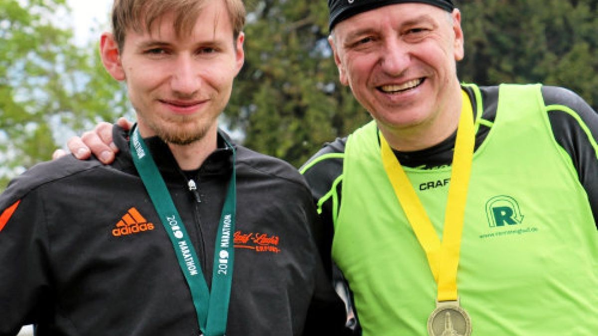 Jens Panse (rechts), hier mit Sohn Adrian, kandidiert als Vizepräsident Breitensport des TLV.Foto: Verein