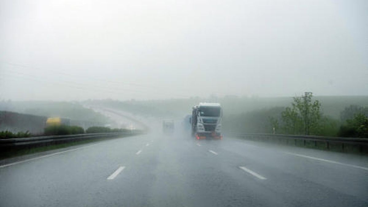 Vielerorts wird vor ergiebigem Dauerregen und Hochwasser gewarnt. Foto: Sascha Fromm