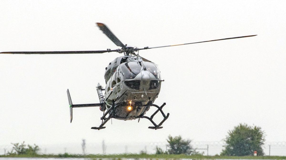 Von einem Polizeihubschrauber aus konnte der gestohlene Audi gefunden werden. Symbolfoto: Sascha Fromm