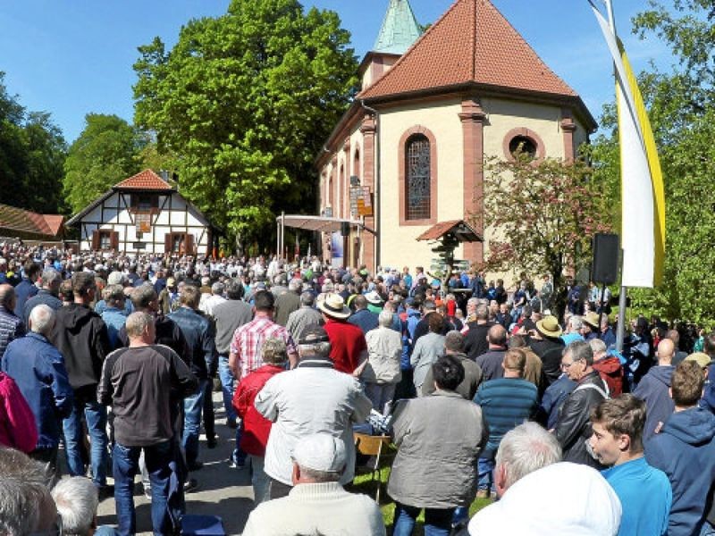 Aufs Kreuz gelegt? Eichsfelder Pfarrer soll Geld aus Kirchenkasse