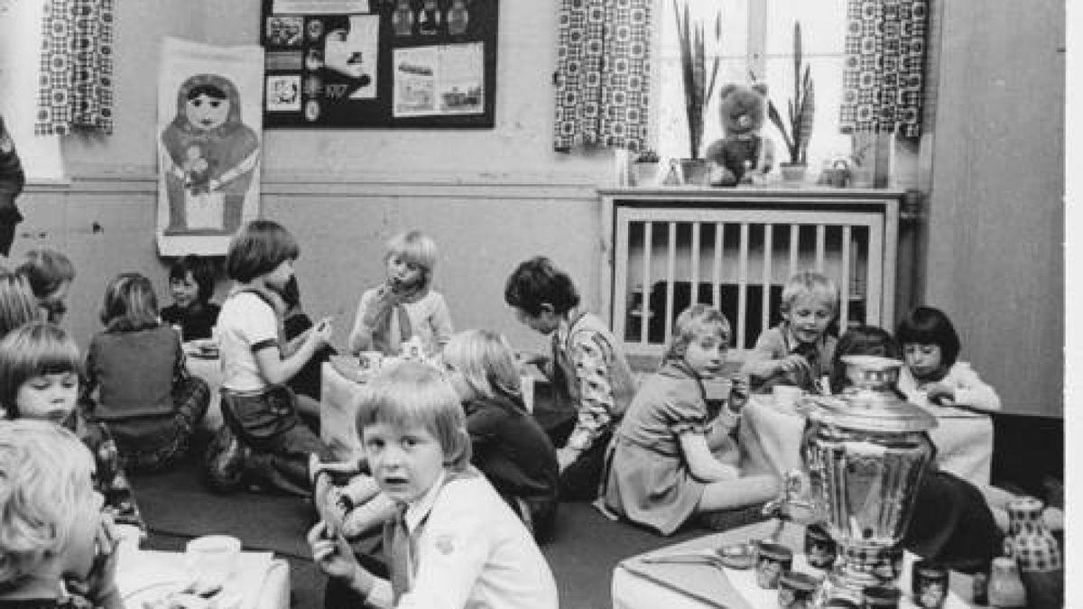 Das historische Foto Lernen von der Sowjetunion