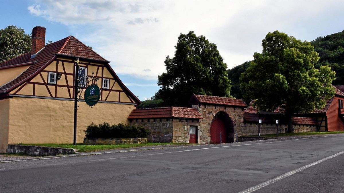 Das Freudenthal bei Wandersleben hat seit Anfang dieses Jahres neue Besitzer. Die Pension ist als Gästehaus geöffnet, einen Gaststättenbetrieb gibt es nur zu besonderen Anlässen wie beispielsweise Himmelfahrt oder Burgenfahrt