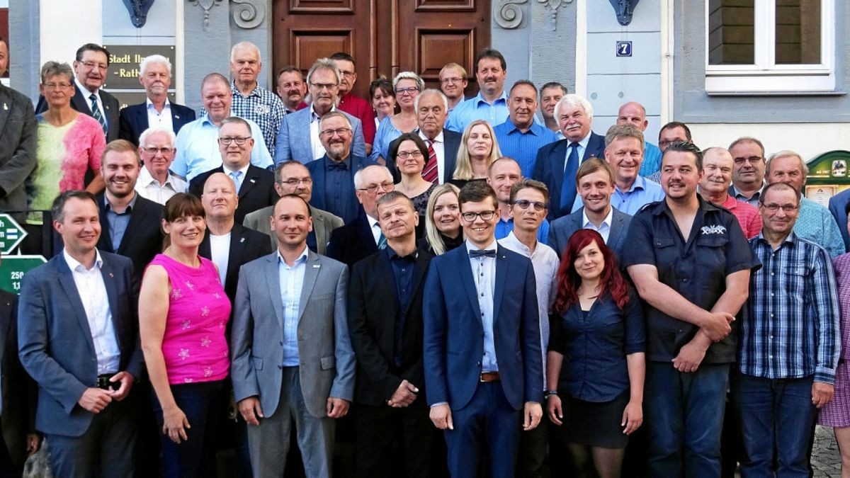 Der neue Stadtrat von Ilmenau hat sich am Donnerstag zur ersten Sitzung der neuen Legislatur getroffen. Seit der Kommunalwahl sind die AfD und die Wählervereinigung Ilmenau direkt zusätzlich im Ratssaal eingezogen.