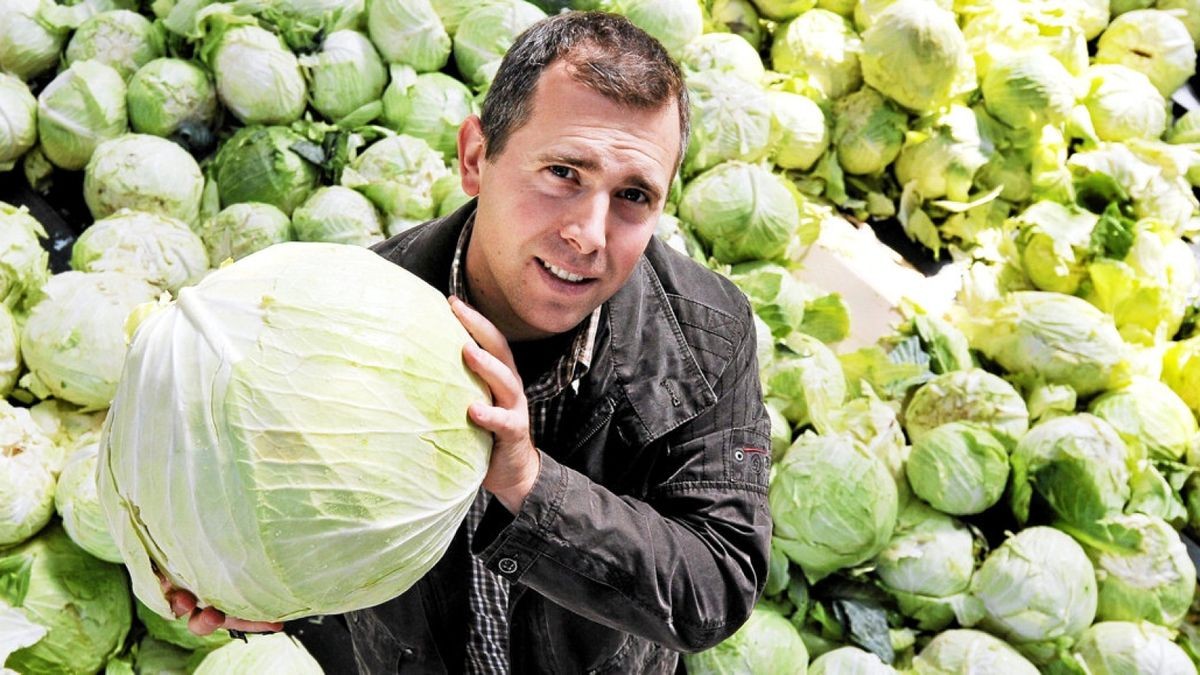 Joachim Schweizer, Junior-Chef der Sauerkonservenfabrik in Großengottern, lässt in seinem Betrieb pro Jahr über 10.000 Tonnen Weißkohl verarbeiten. Dieses Jahr wird erstmals kein Kohl aus Großengottern dabei sein, kritisiert er.