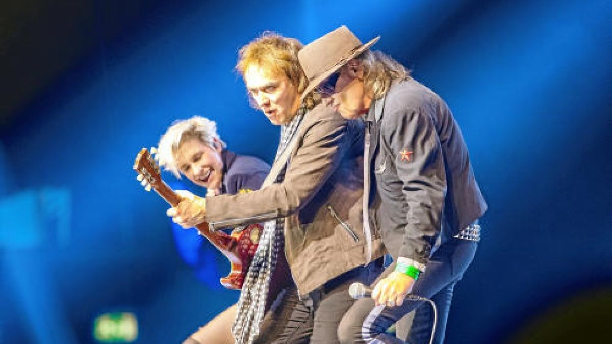 Rocklegende Udo Lindenberg begeisterte am Freitagabend etwa 10.000 Fans in der Messehalle Erfurt. Am Samstag folgt ein weiteres Konzert. Foto: Sascha Fromm