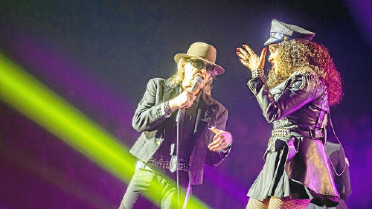 Rocklegende Udo Lindenberg begeisterte am Freitagabend etwa 10.000 Fans in der Messehalle Erfurt. Am Samstag folgt ein weiteres Konzert. Foto: Sascha Fromm