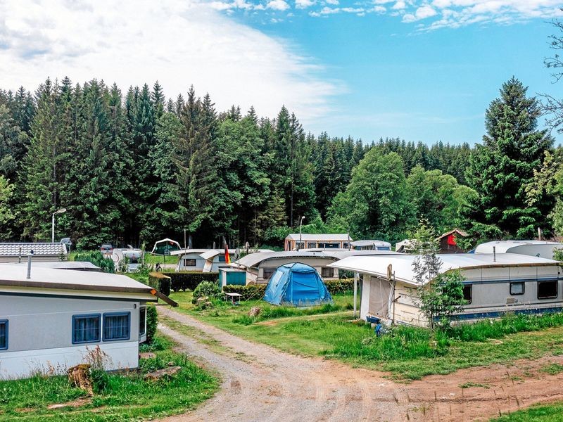 CampingplatzFall Mit Pistole zum Sex gezwungen