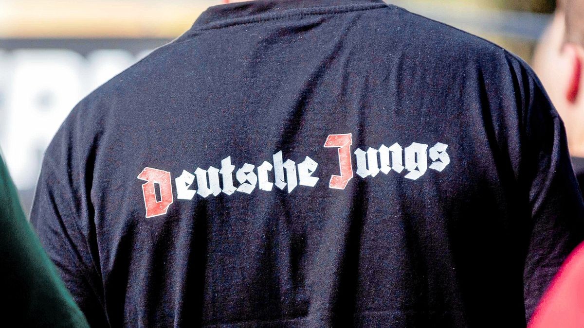 Zum Rechtsrock-Konzert werden hunderte Neonazis erwartet.