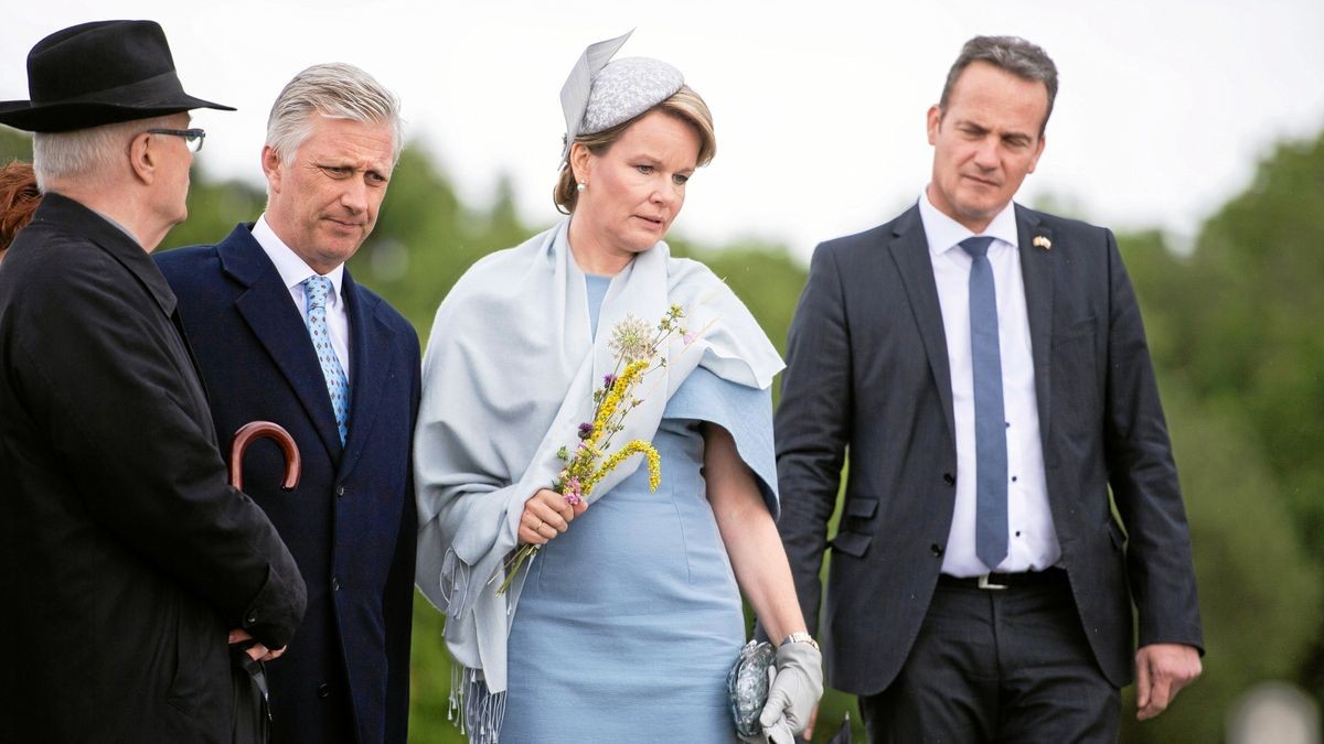 Gemeinsam mit Ministerpräsident Bodo Ramelow (Linke) und seiner Frau Germana Alberti vom Hofe besichtige man Schloss Friedenstein in Gotha, die Gedenkstätte Buchenwald und das Bauhaus-Museum sowie das Neue Museum in Weimar.